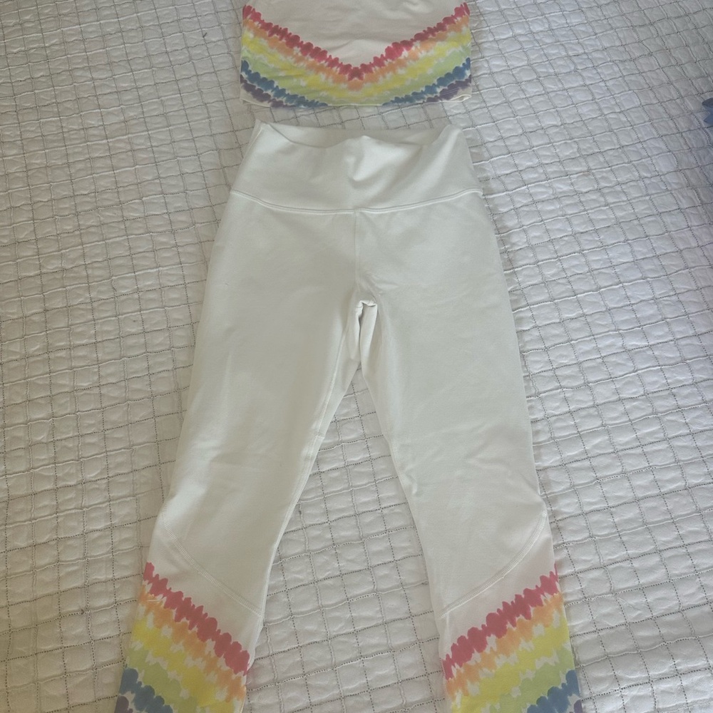 Fabletics Athletic Women’s Rainbow Patterned Legg… - image 1